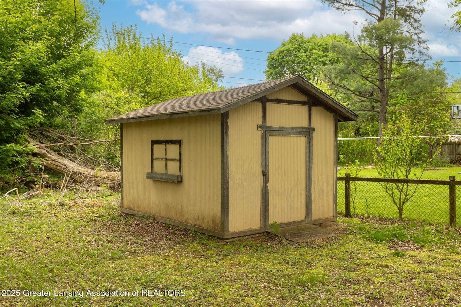 6394 Stephen, Brighton, MI 48116