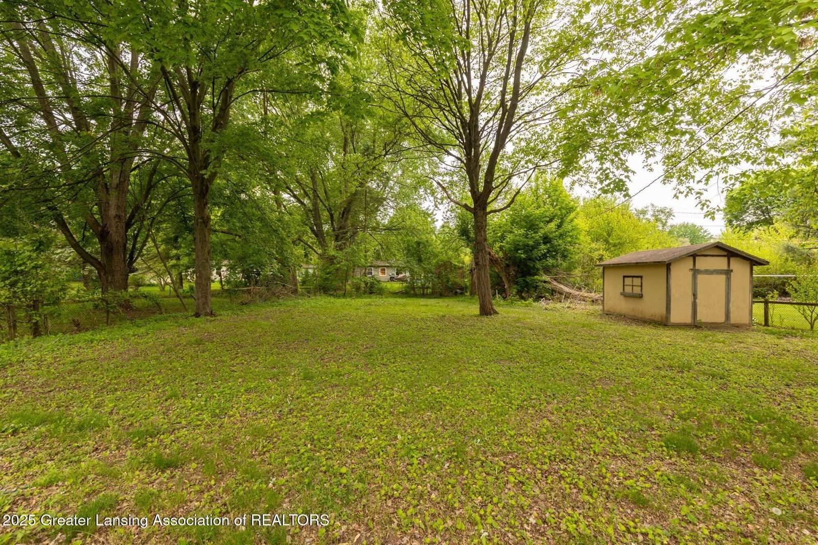 6394 Stephen, Brighton, MI 48116