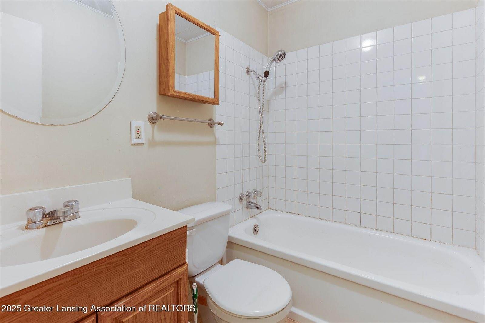 6394 Stephen, Brighton, MI 48116