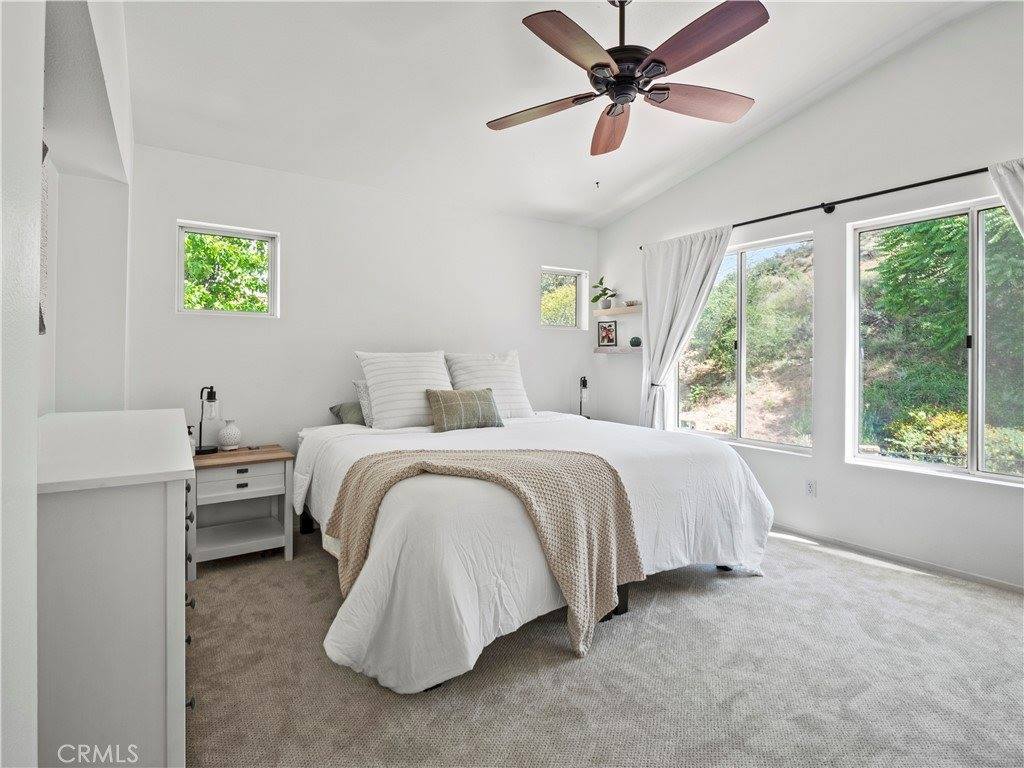 28042 Cascade Road, Castaic, CA 91384