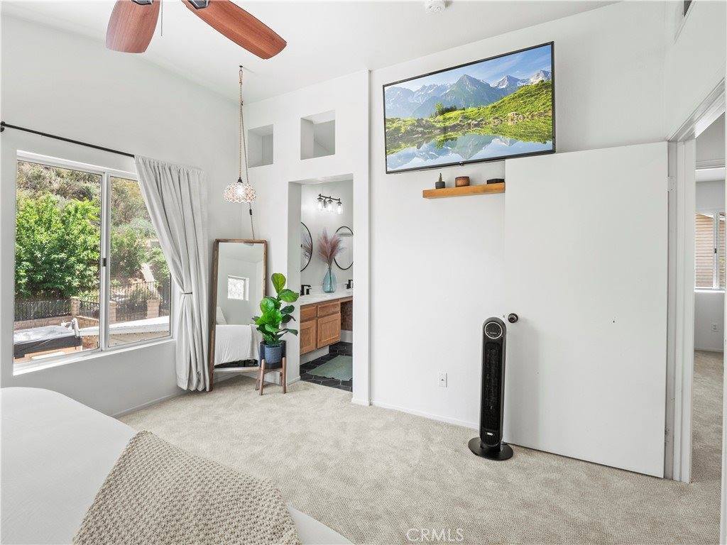 28042 Cascade Road, Castaic, CA 91384