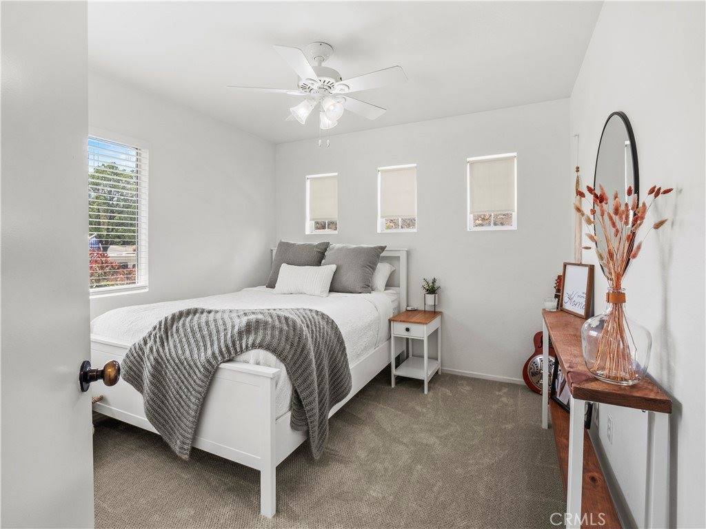 28042 Cascade Road, Castaic, CA 91384