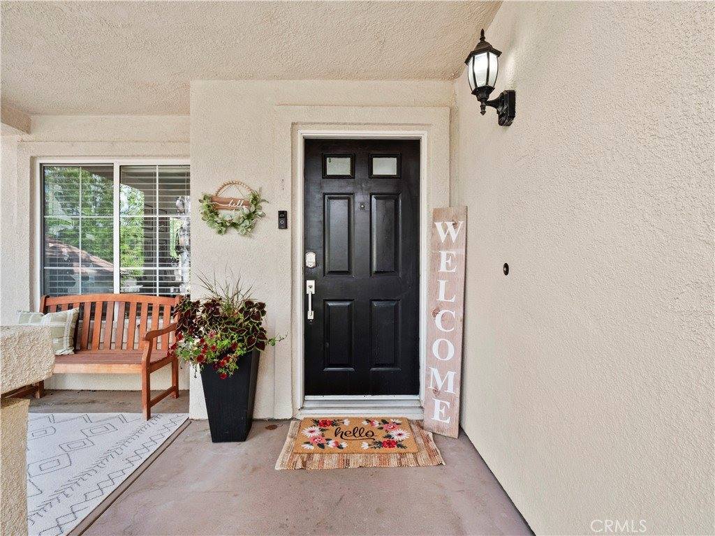 28042 Cascade Road, Castaic, CA 91384