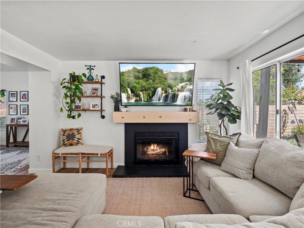 28042 Cascade Road, Castaic, CA 91384