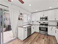 28042 Cascade Road, Castaic, CA 91384