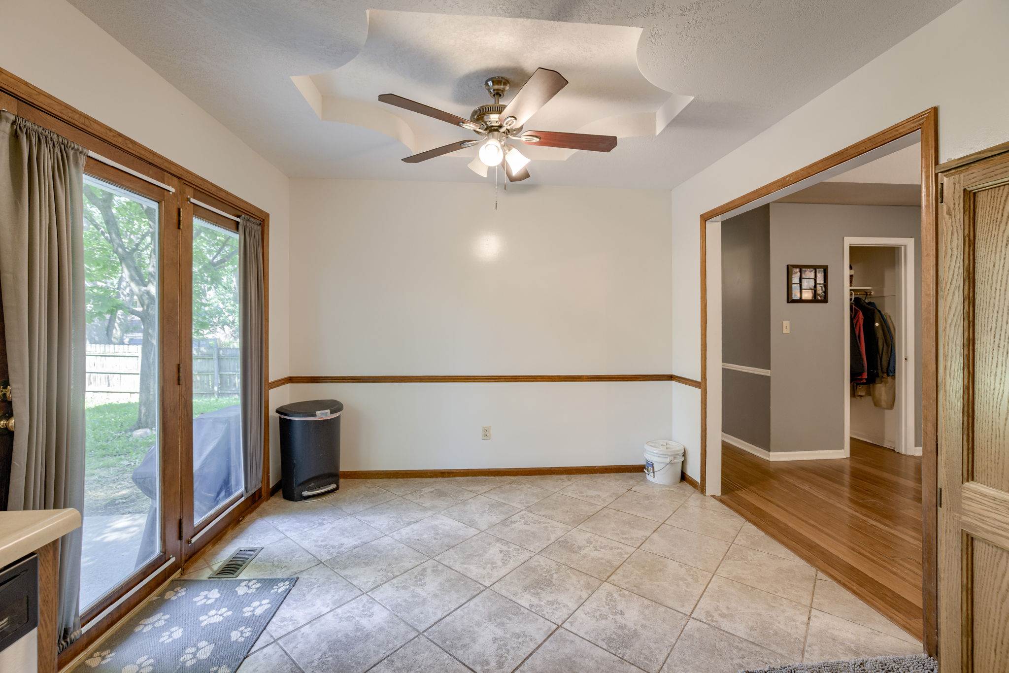 2135 NE Belvoir, Lee's Summit, MO 64086