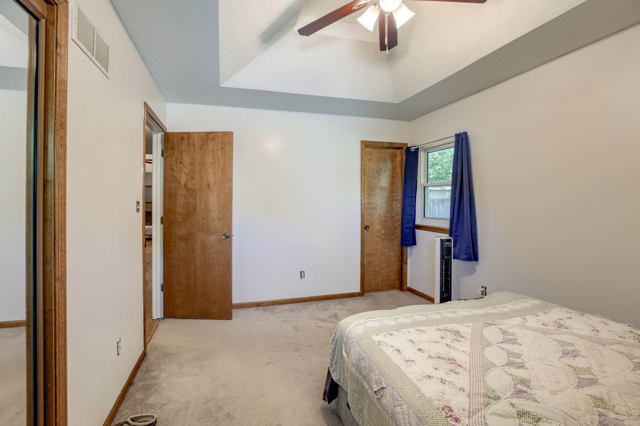 2135 NE Belvoir, Lee's Summit, MO 64086