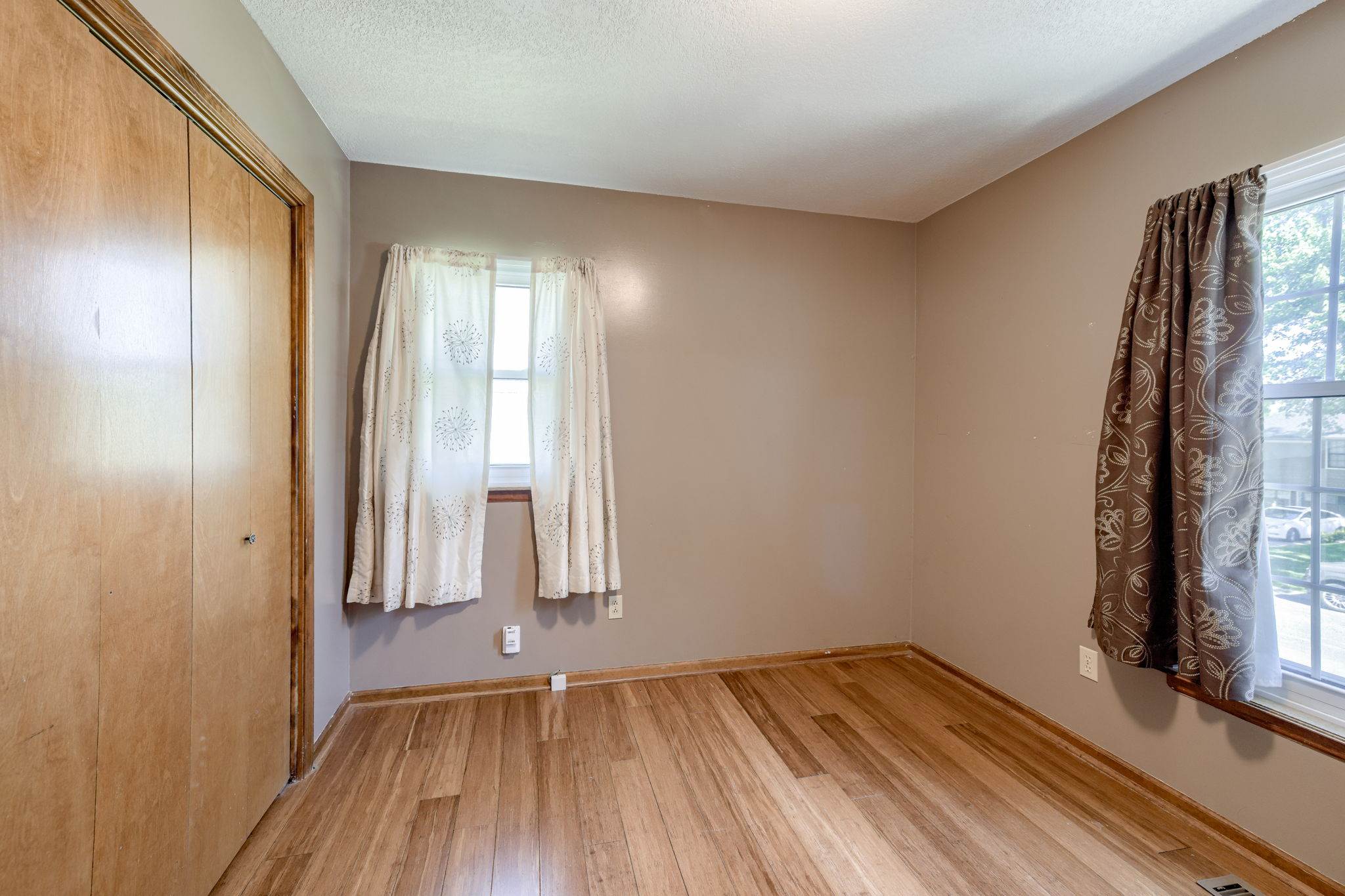 2135 NE Belvoir, Lee's Summit, MO 64086