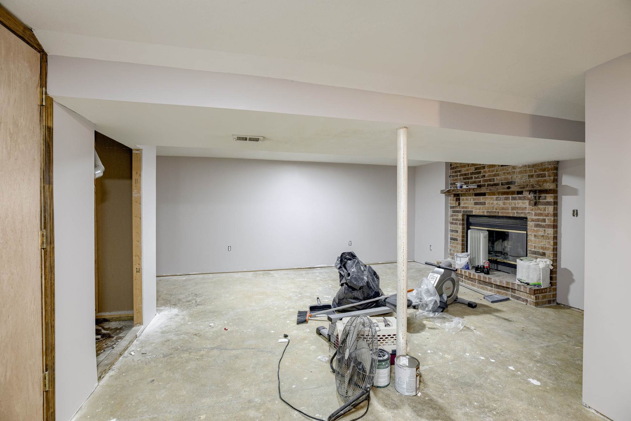 2135 NE Belvoir, Lee's Summit, MO 64086