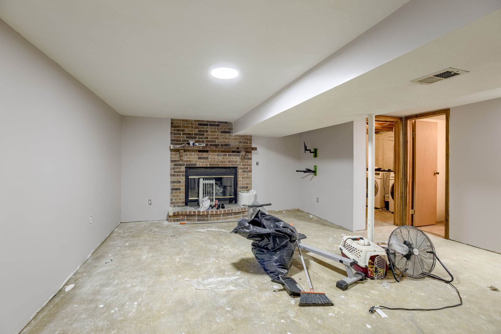 2135 NE Belvoir, Lee's Summit, MO 64086