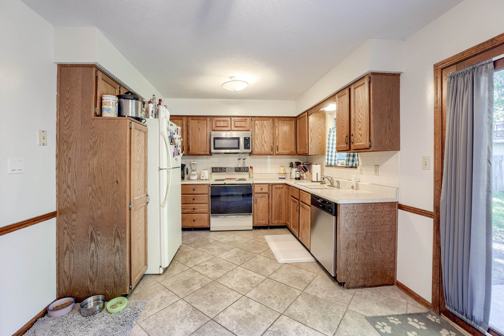 2135 NE Belvoir, Lee's Summit, MO 64086