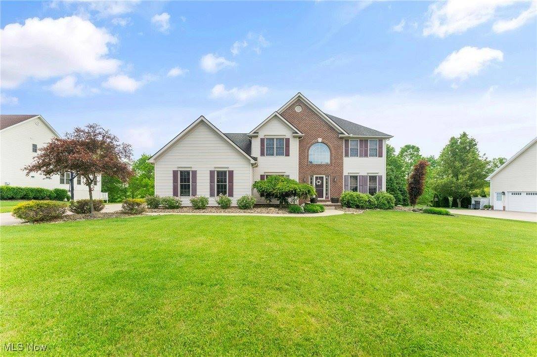 73 Lake Wobegon Drive, Canfield, OH 44406