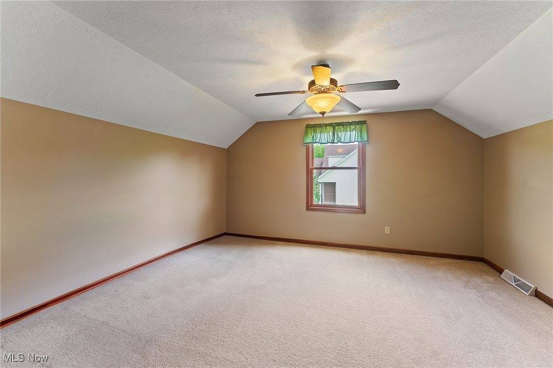 73 Lake Wobegon Drive, Canfield, OH 44406