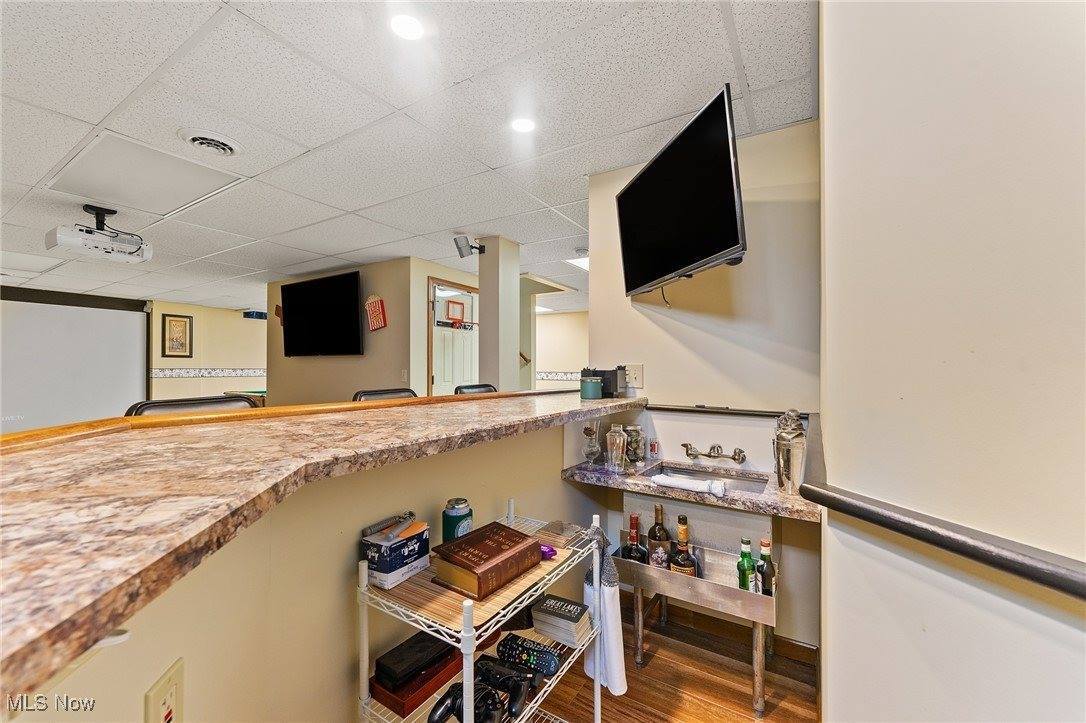 73 Lake Wobegon Drive, Canfield, OH 44406