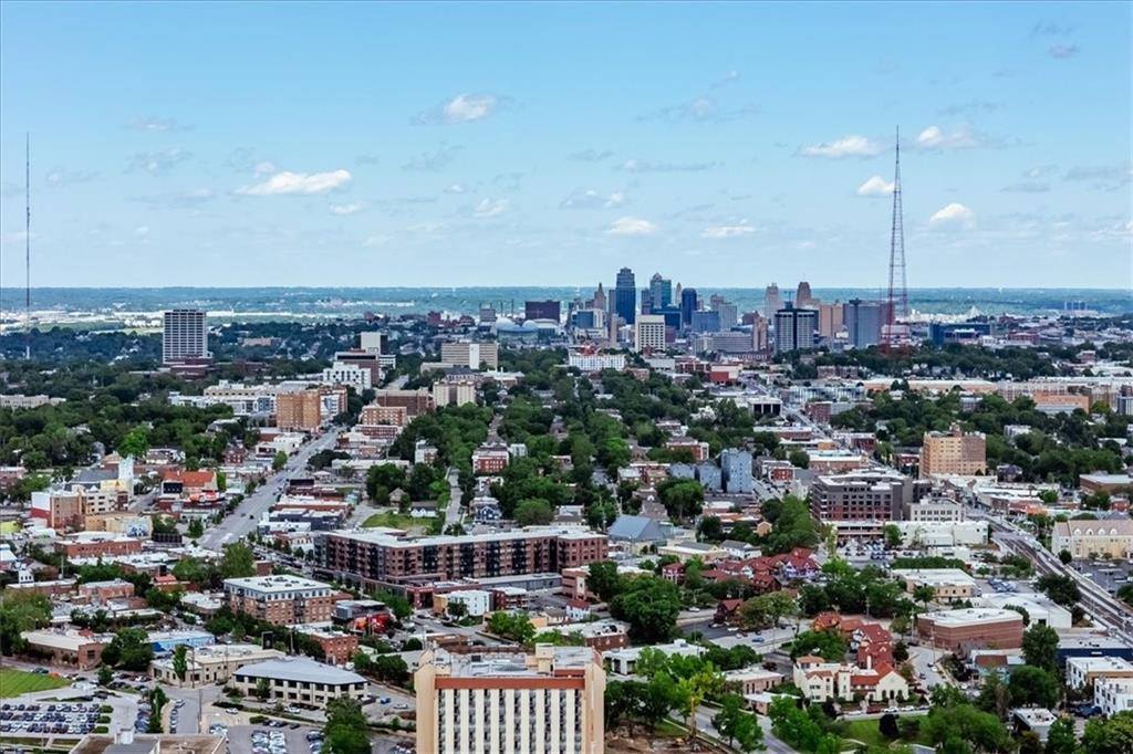 309 Emanuel Cleaver II Boulevard, Kansas City, MO 64112