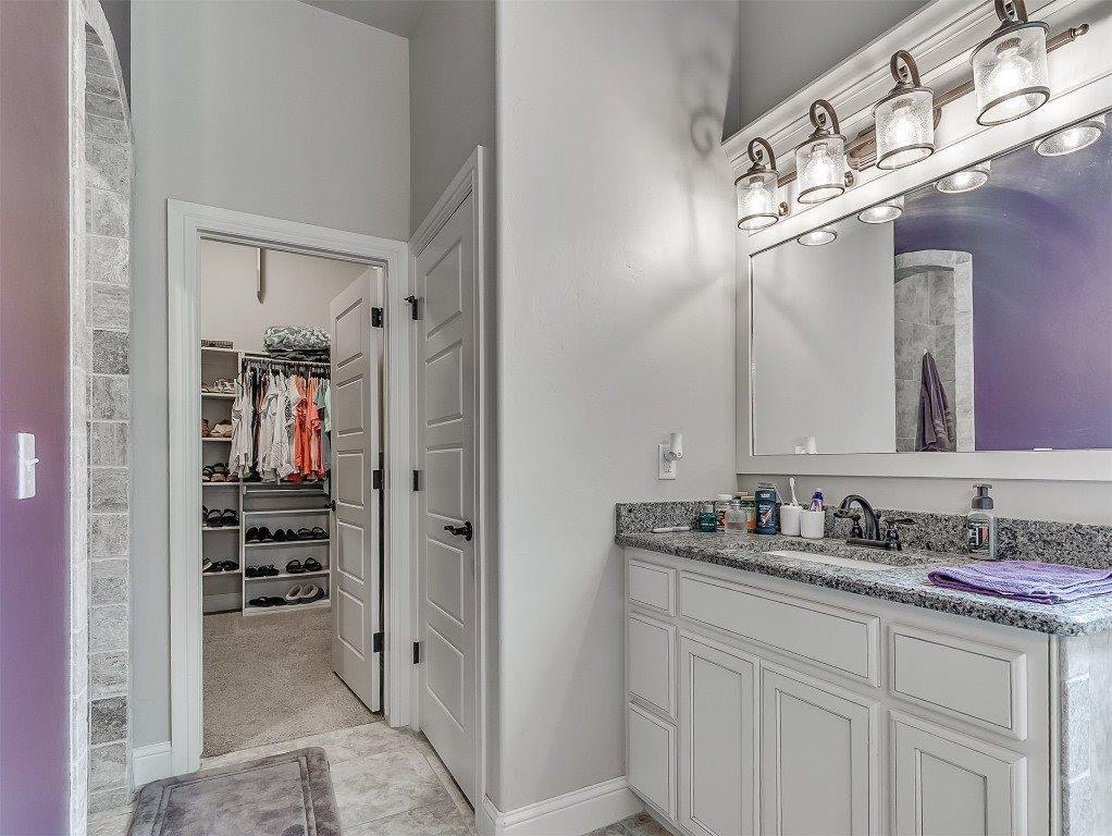 5608 Courtland Lane, Choctaw, OK 73020