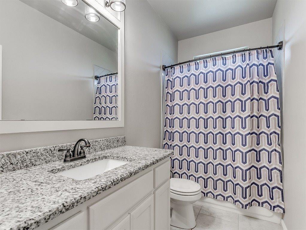 5608 Courtland Lane, Choctaw, OK 73020