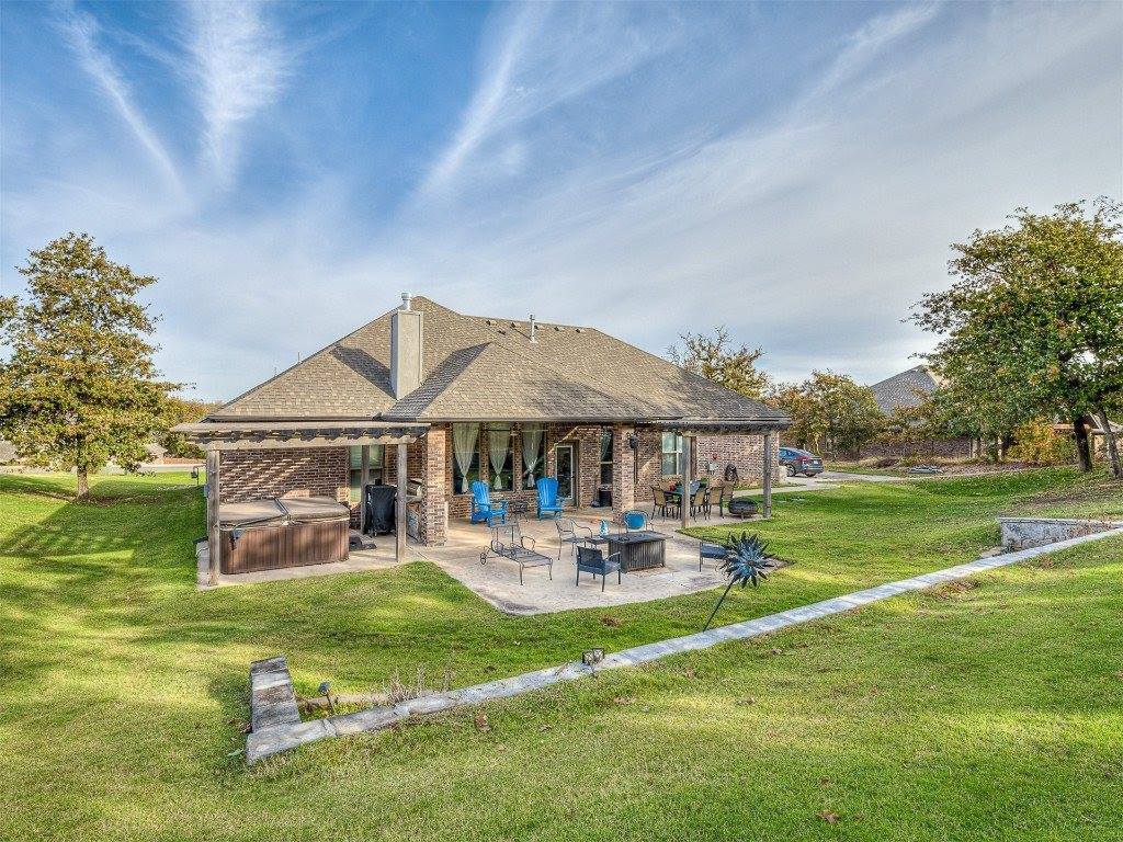 5608 Courtland Lane, Choctaw, OK 73020