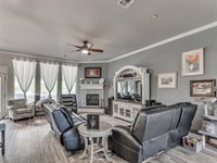 5608 Courtland Lane, Choctaw, OK 73020