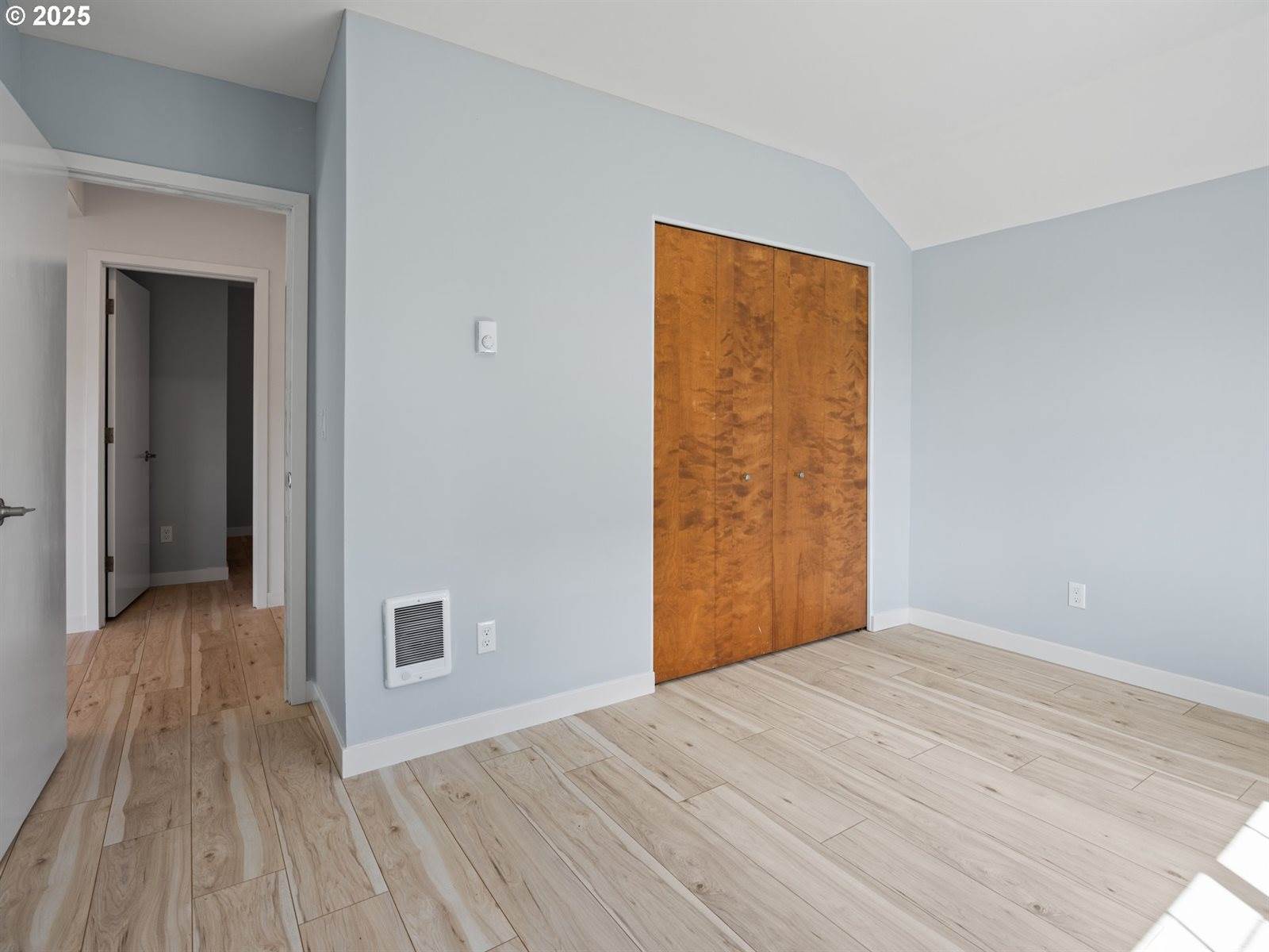 433 NW Hurbert St, Newport, OR 97365