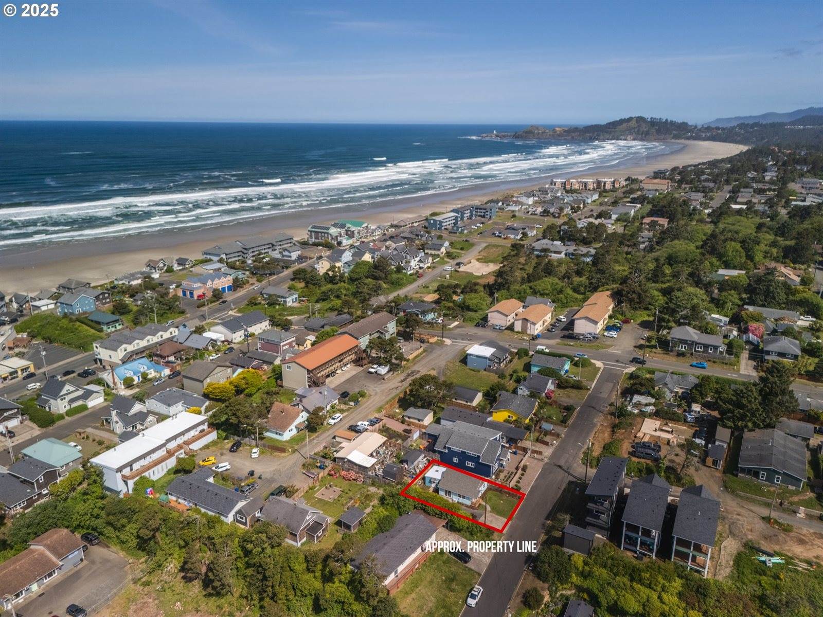 433 NW Hurbert St, Newport, OR 97365