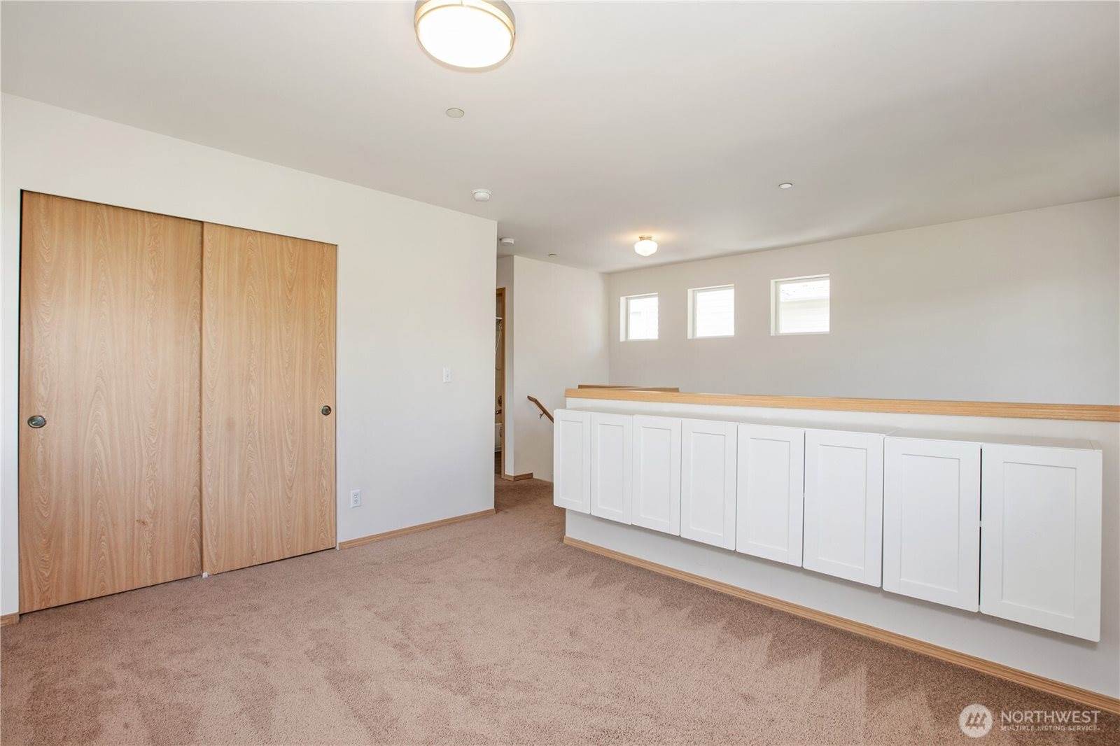 1456 Rooklidge Street, Dupont, WA 98327