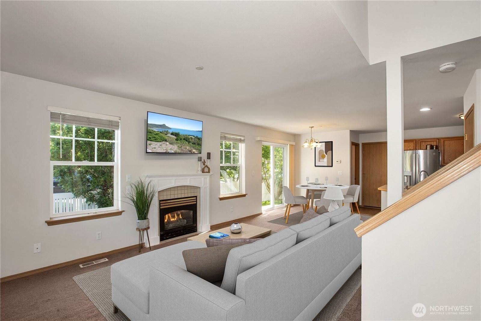 1456 Rooklidge Street, Dupont, WA 98327