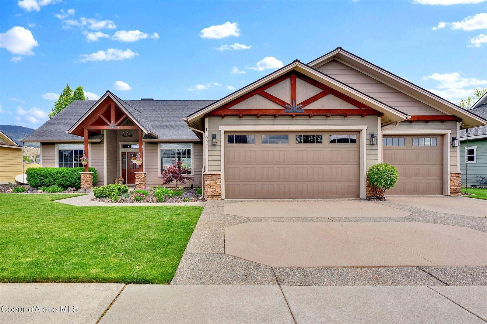 14097 North Pristine Cir, Rathdrum, ID 83858