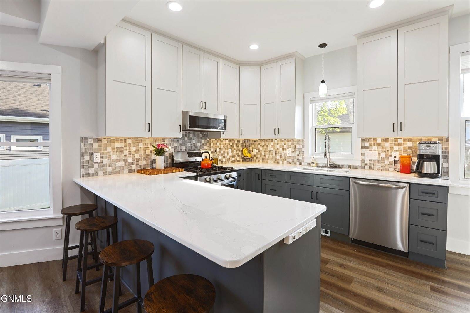 519 3rd Avenue East, Williston, ND 58801