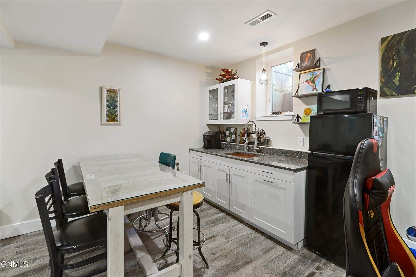 519 3rd Avenue East, Williston, ND 58801