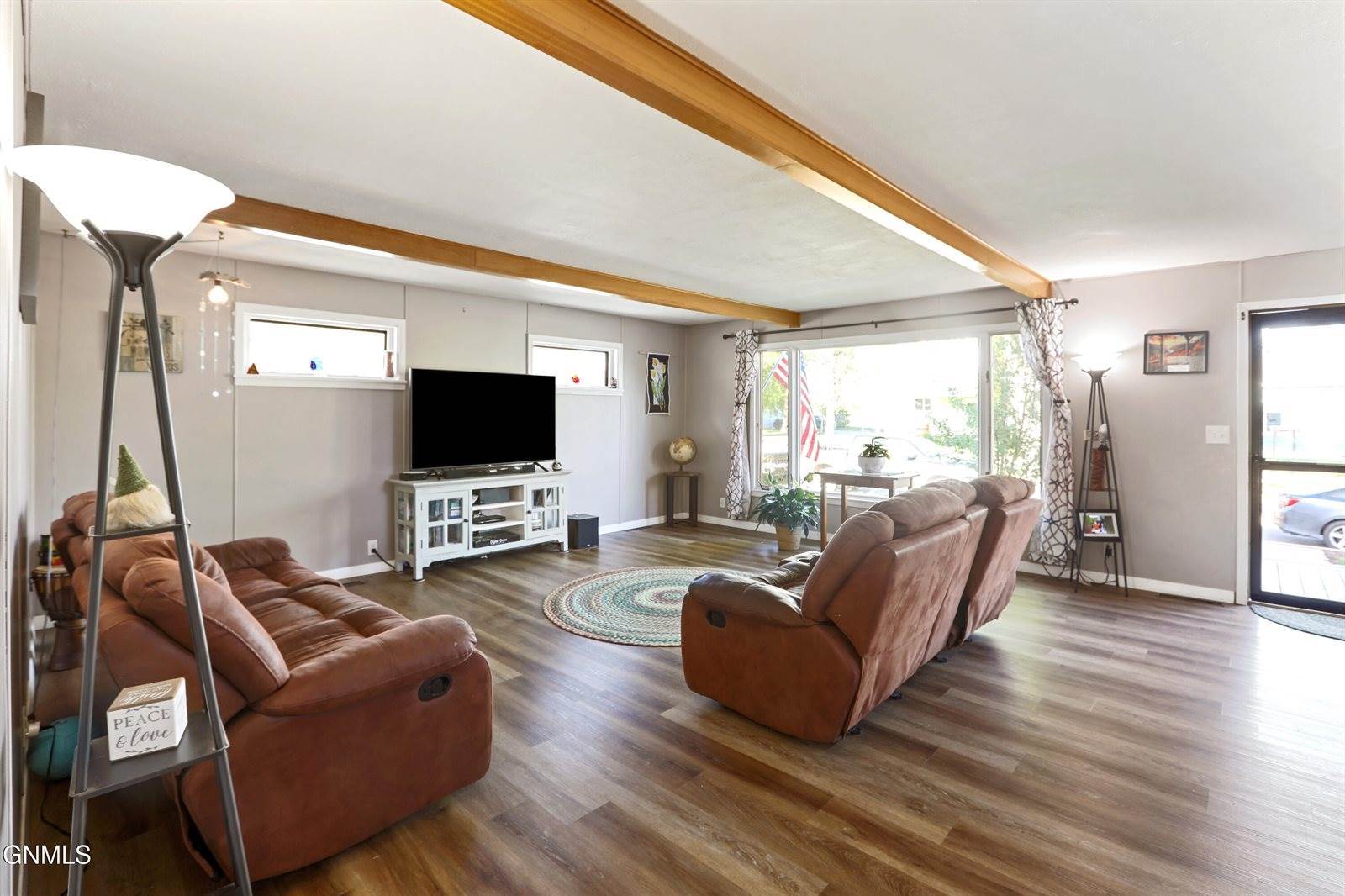 519 3rd Avenue East, Williston, ND 58801