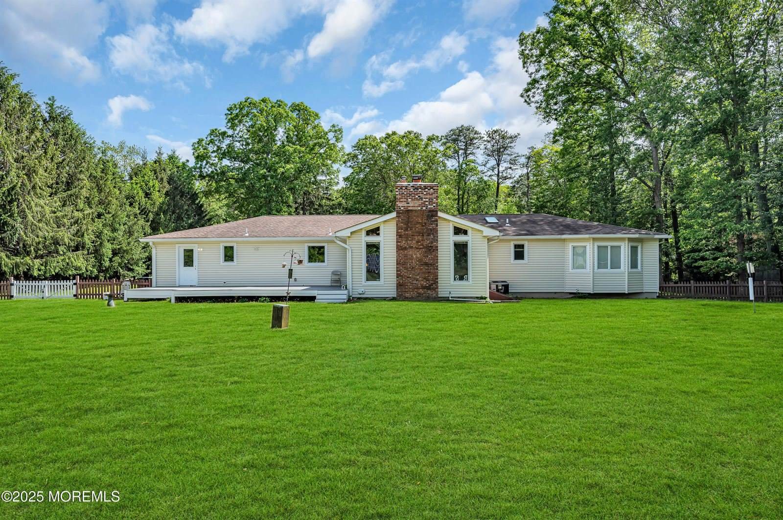 3 Stoney Brook Trail, Howell, NJ 07731