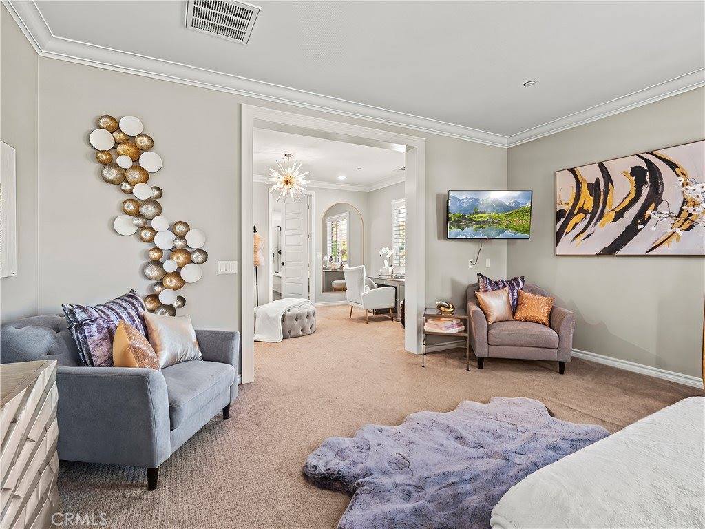 22385 Midtown Court, Saugus, CA 91350