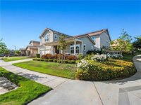 22385 Midtown Court, Saugus, CA 91350