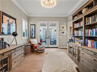 22385 Midtown Court, Saugus, CA 91350