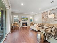 22385 Midtown Court, Saugus, CA 91350