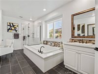 22385 Midtown Court, Saugus, CA 91350