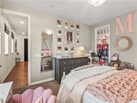 22385 Midtown Court, Saugus, CA 91350