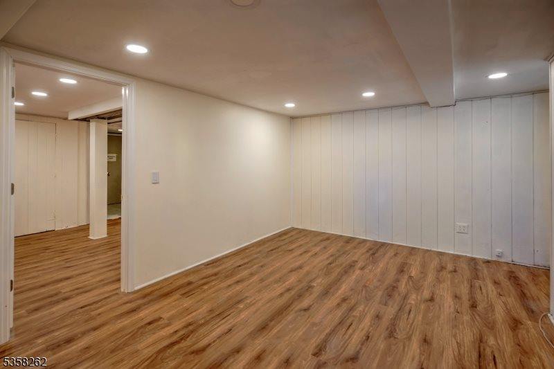 31 S Finley Ave, Bernards Township, NJ 07920