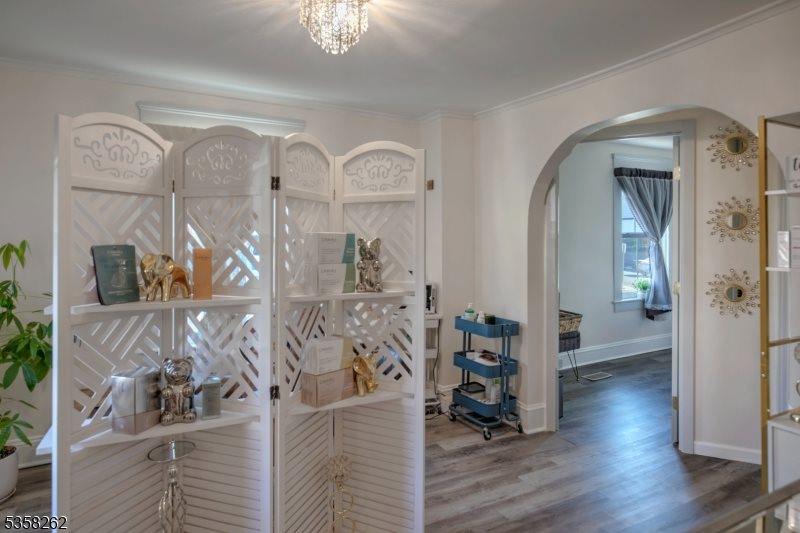 31 S Finley Ave, Bernards Township, NJ 07920