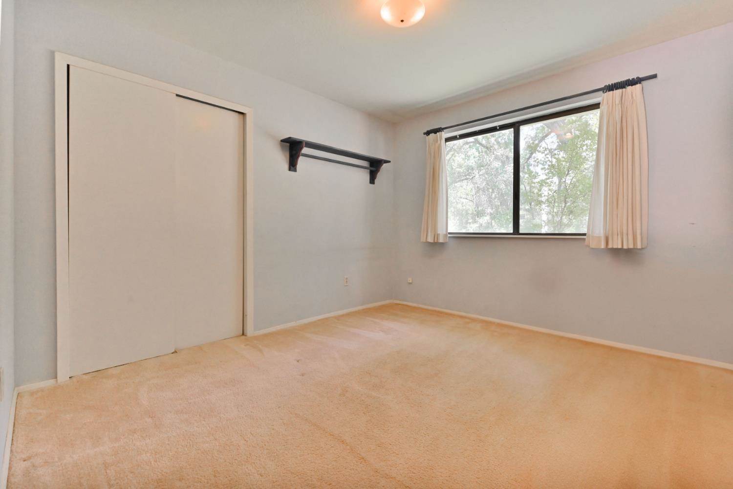 1950 Appaloosa Way, Angels Camp, CA 95222