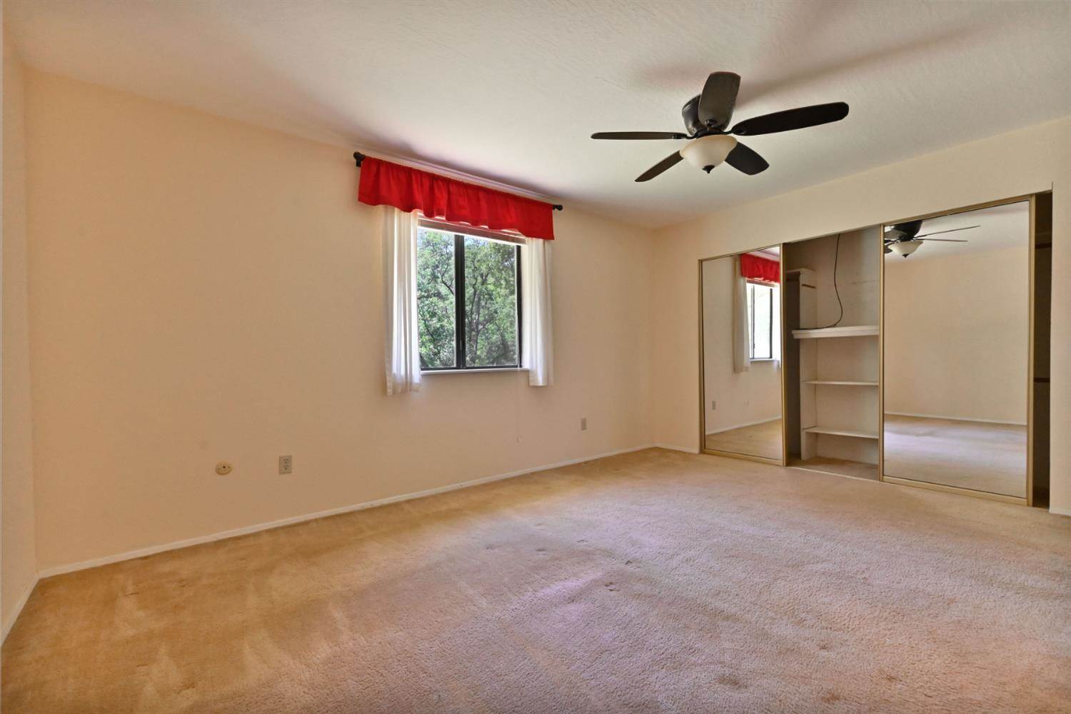 1950 Appaloosa Way, Angels Camp, CA 95222