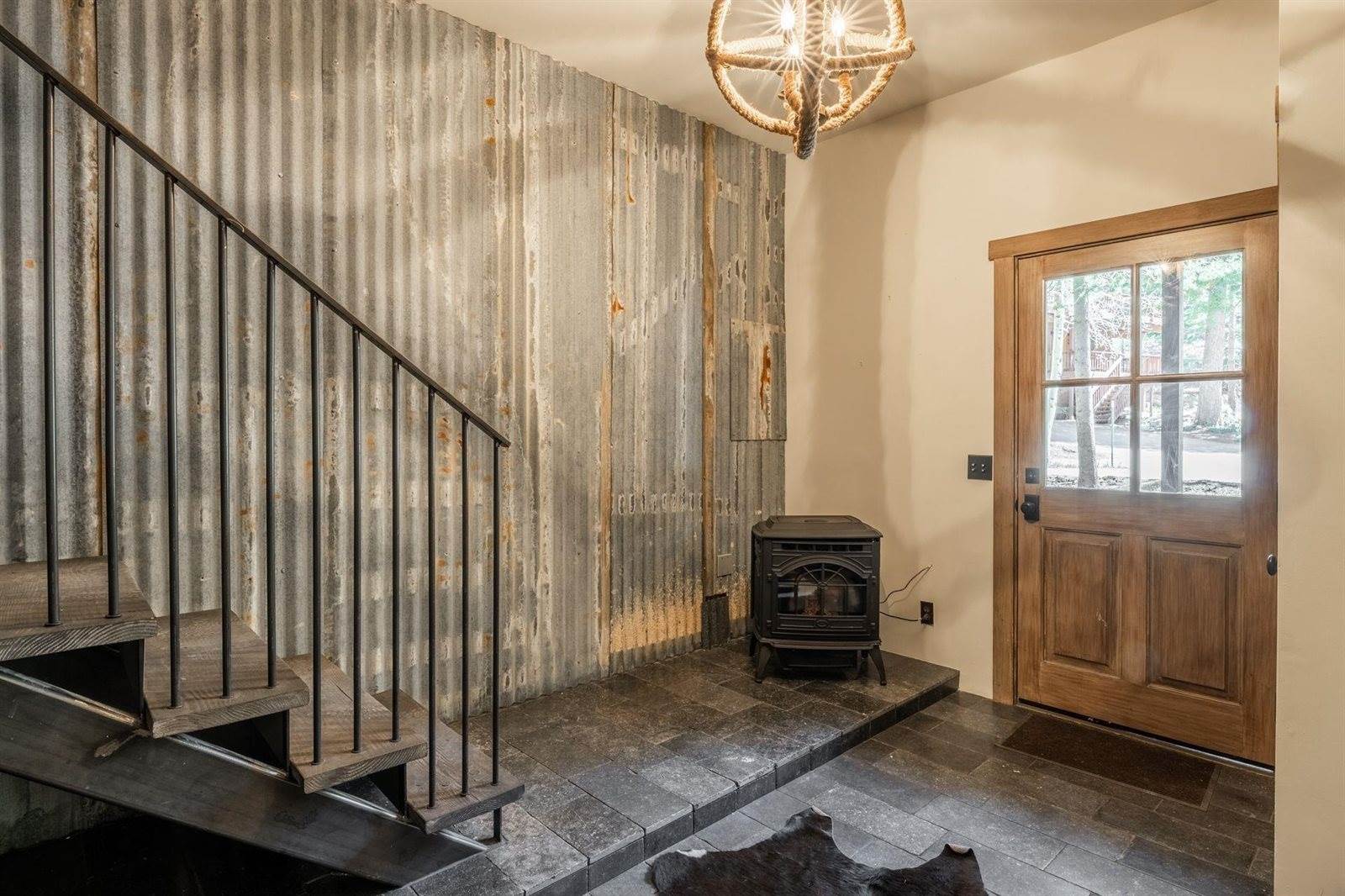 263 Tamarack Lane, Mammoth Lakes, CA 93546