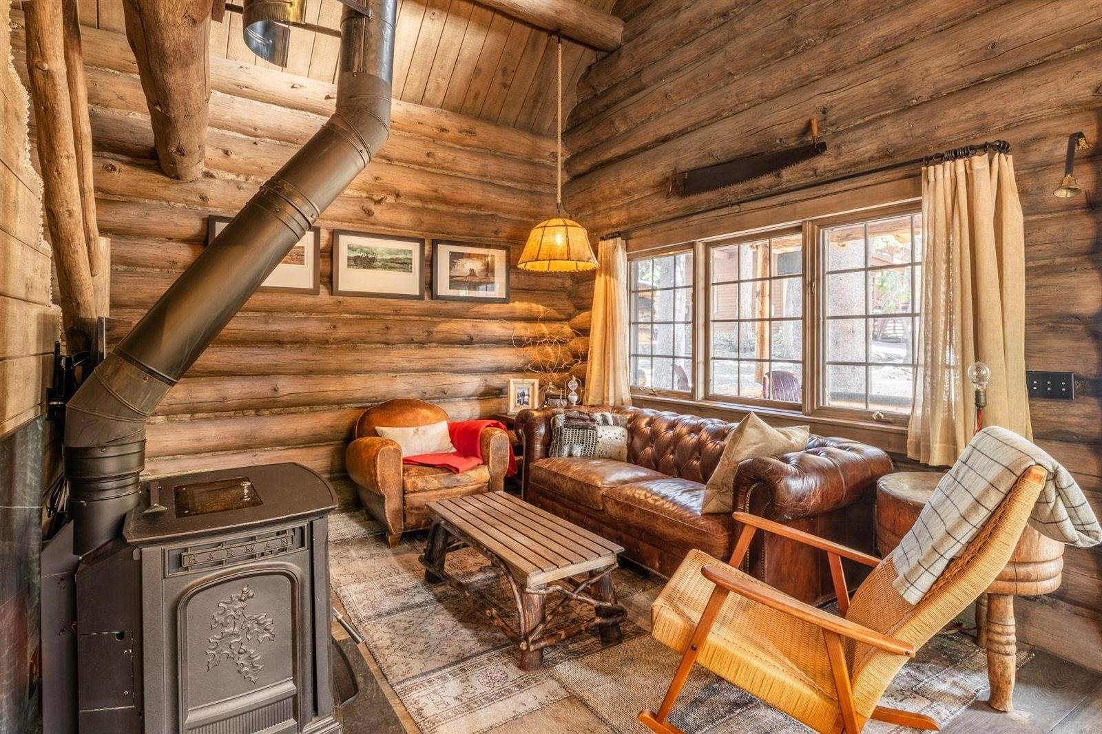 263 Tamarack Lane, Mammoth Lakes, CA 93546