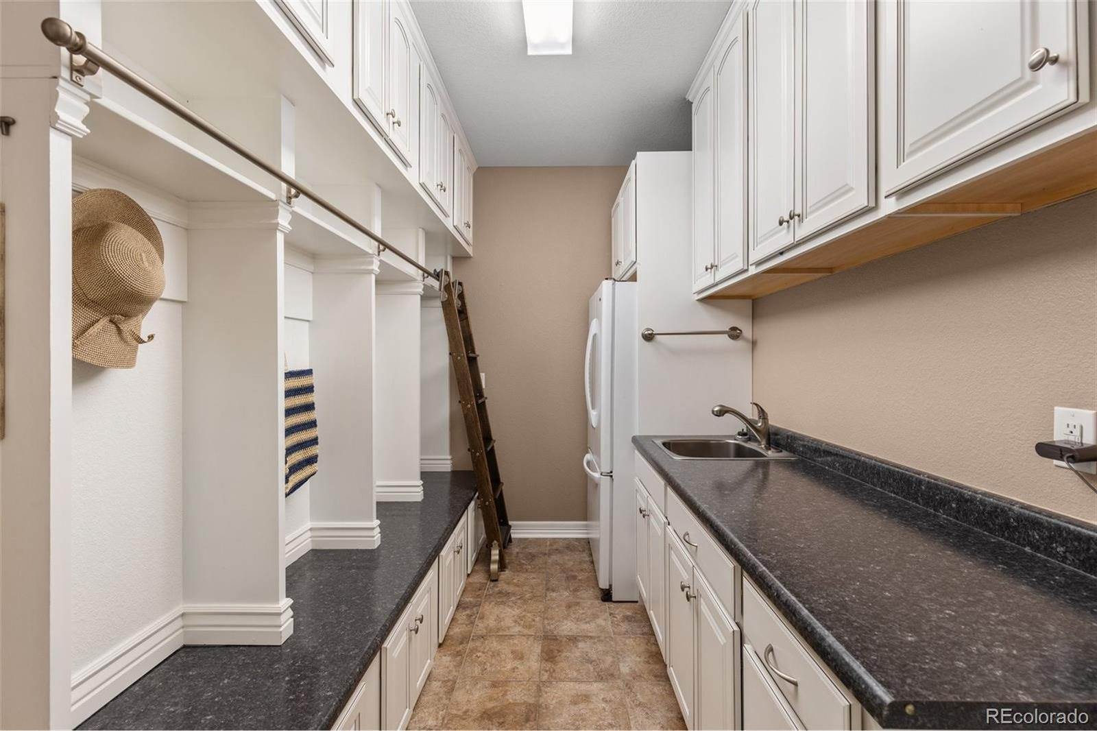 22198 Boundstone Dr, Parker, CO 80138