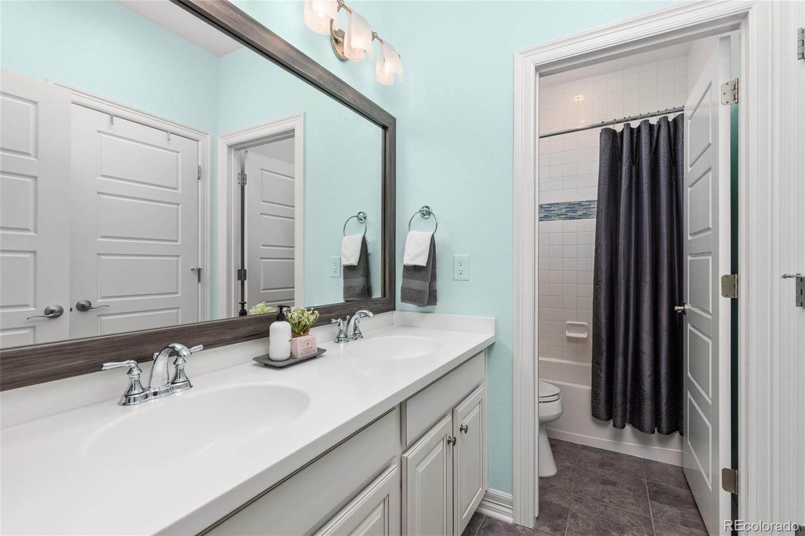 22198 Boundstone Dr, Parker, CO 80138