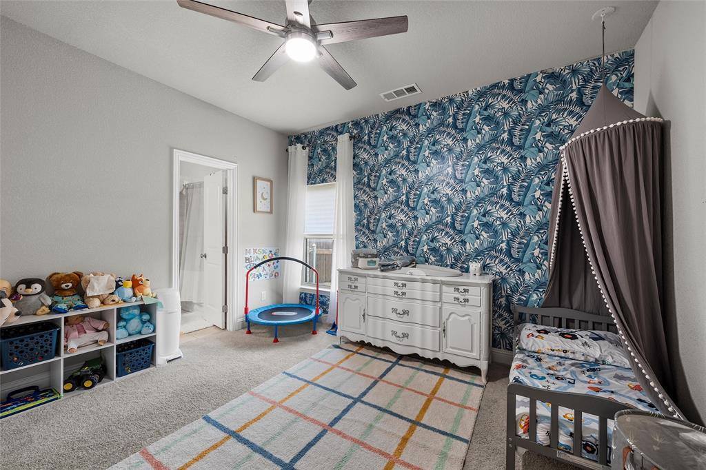 205 Big Creek Loop, Hewitt, TX 76643