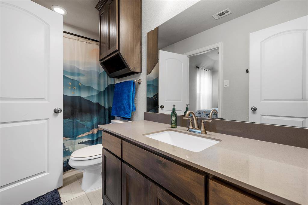 205 Big Creek Loop, Hewitt, TX 76643