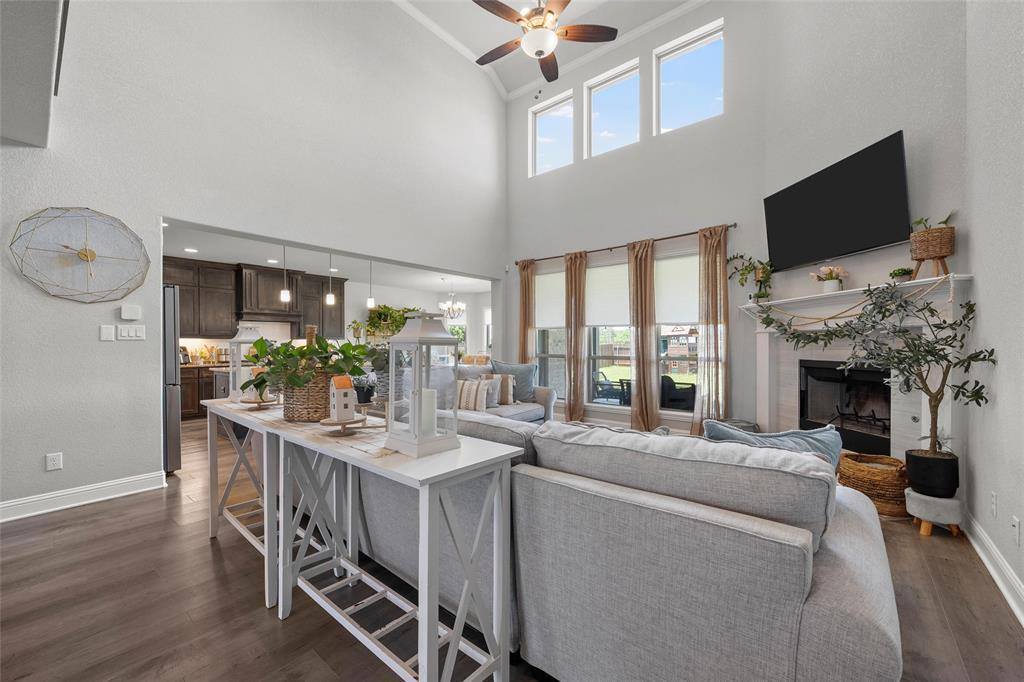 205 Big Creek Loop, Hewitt, TX 76643