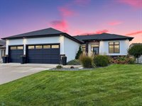 3784 Bell Boulevard East, West Fargo, ND 58078